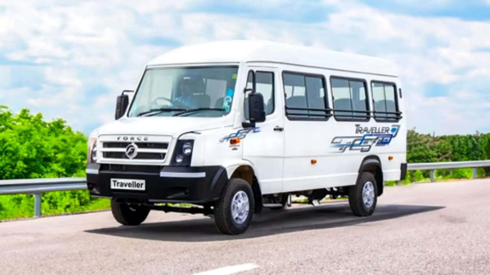 Tempo Traveller Dwarka for group tours, weddings and temple yatra
