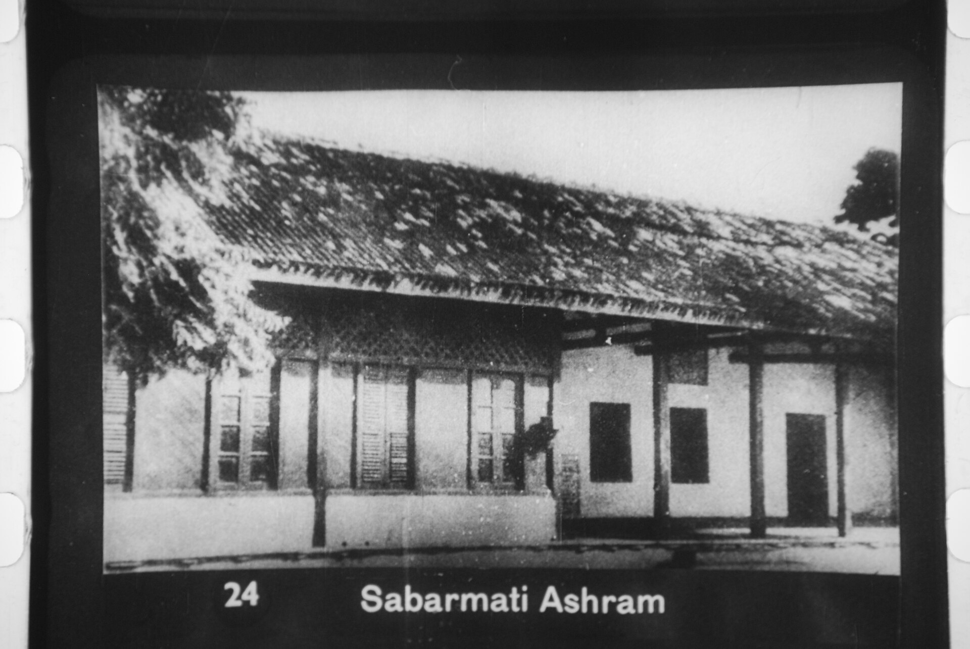 Sabarmati Ashram Ahmedabad - Dwarka to Ahmedabad long distance taxi