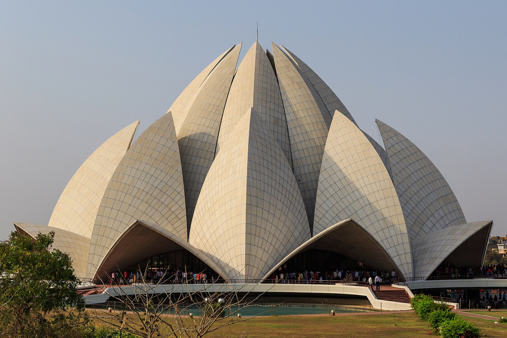 Lotus Temple New Delhi - India capital sightseeing